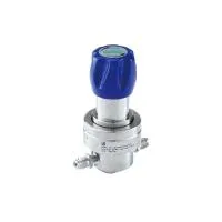 Регулятор AMFLO UHP AU24 Материал: Код Z (Body,Poppet, Nozzle,Diaphragm,Gland-SUS316L,Seat: PCTFE) ; Поверхность 0.25 um; 3х портовый, вх. давл. 159 бар, CV-0.45